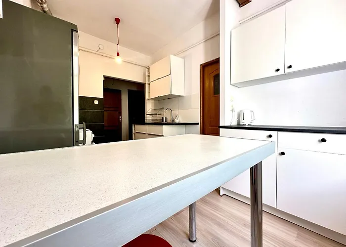 Nw Na Parterze Centrum & Parking בית אירוח